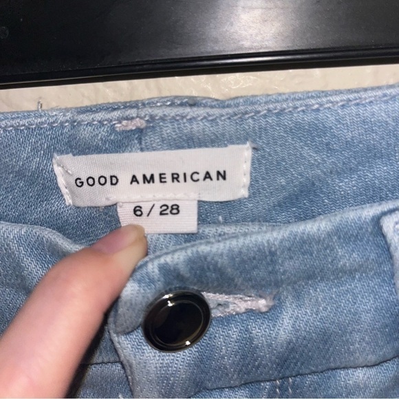 Good American Good Legs Flare Jeans Size 6/28 New With Tags - Picture 2 of 10